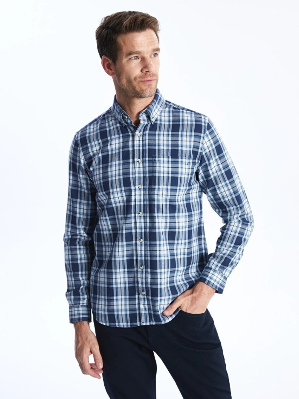 J.T. Ascott Plaid Button-Down Shirt 100% CottonMens Size Large Blue Regular Fit